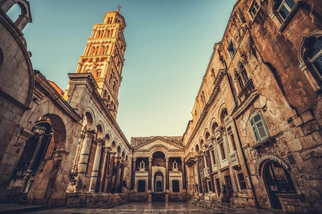 House "Anno 1881"-Center Of Split Lägenhet Exteriör bild