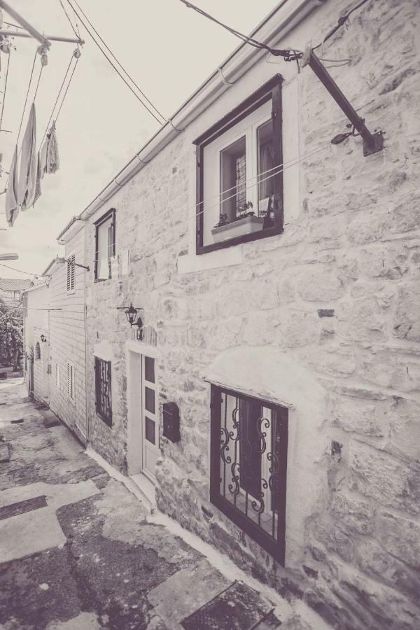 House "Anno 1881"-Center Of Split Lägenhet Exteriör bild